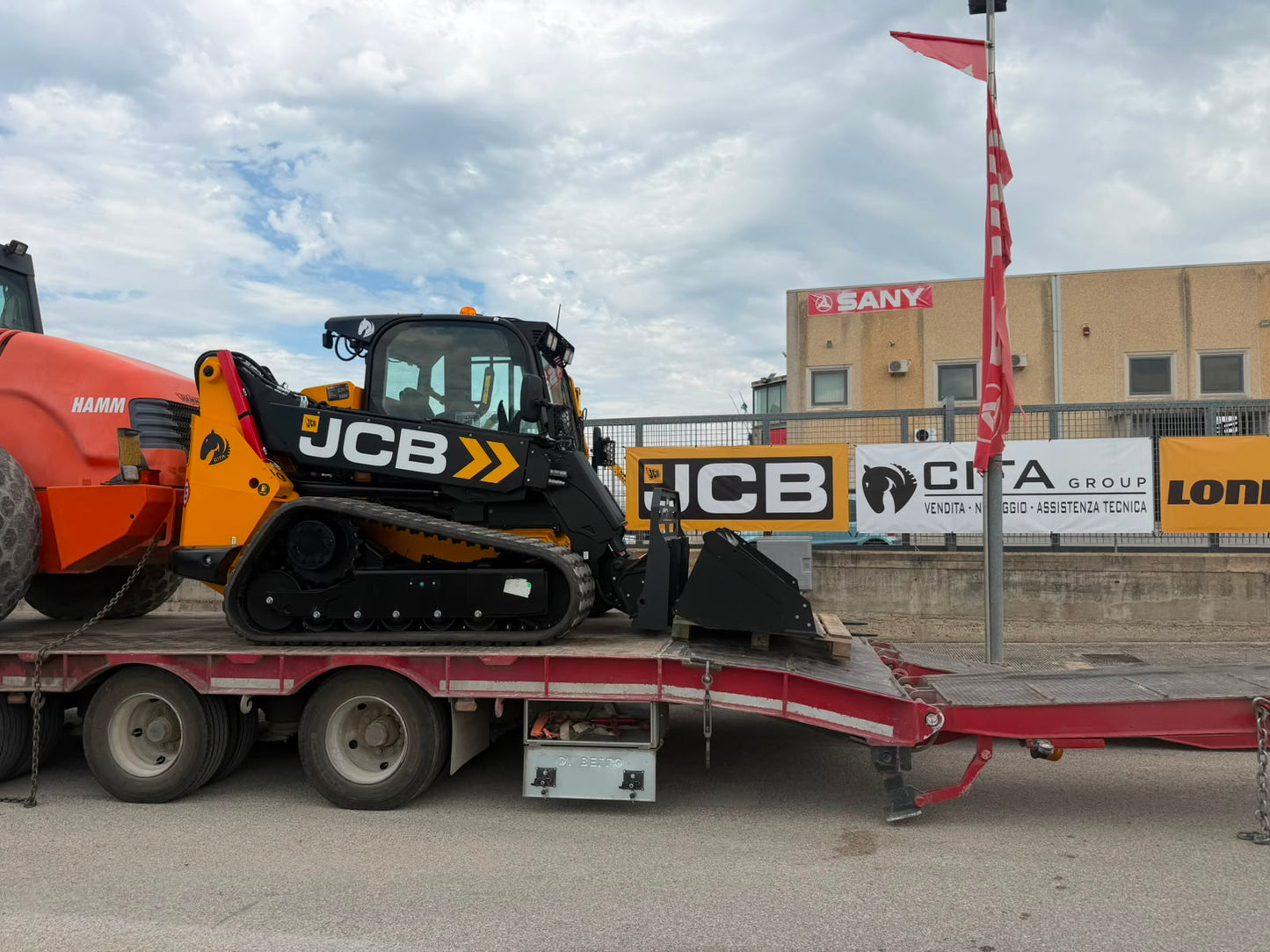 JCB